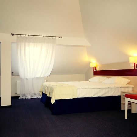 Optima Pochayiv Hotel Poceaiiv Cameră foto